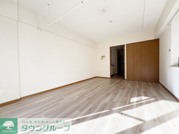 ヴィラモンドール国立の物件内観写真